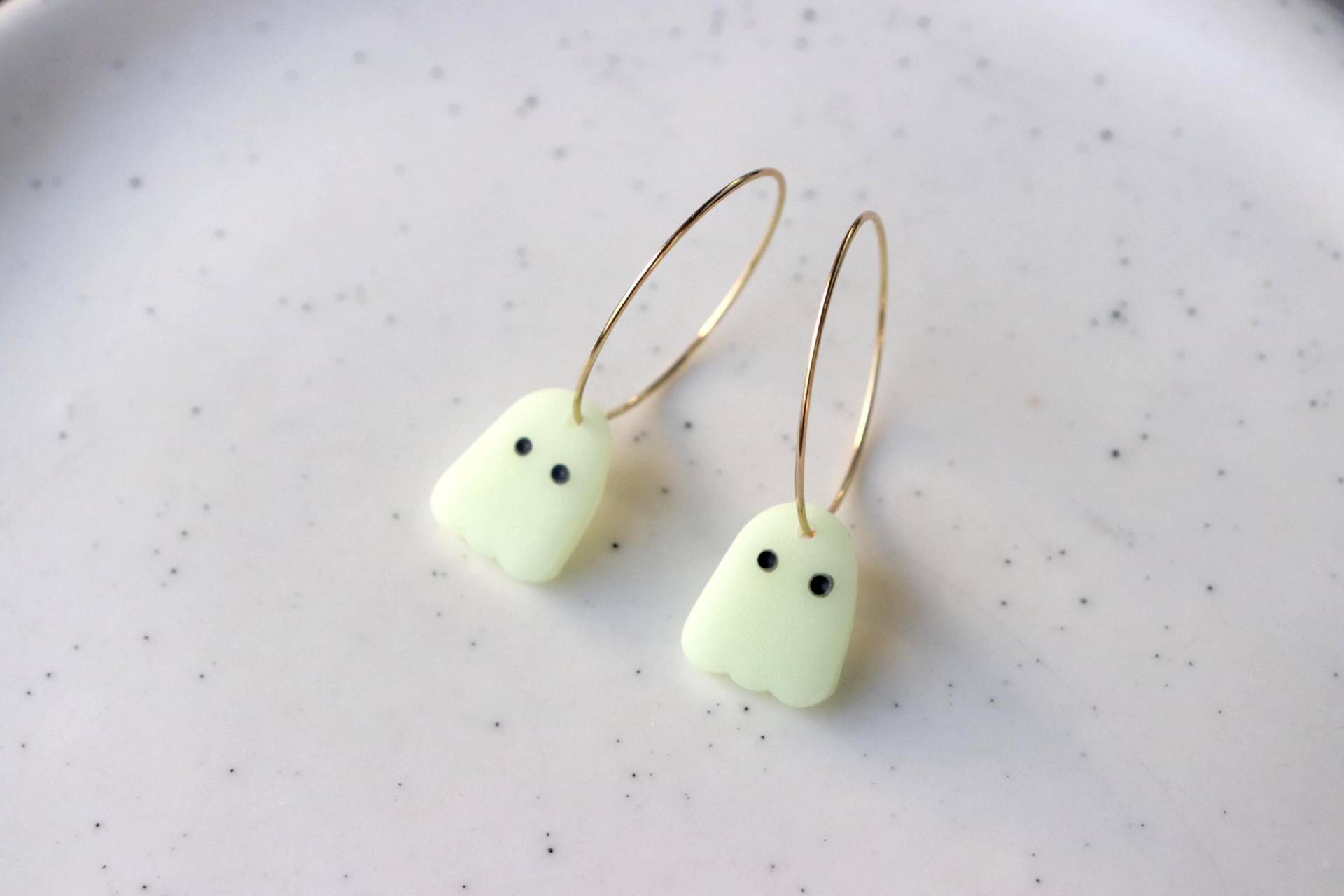 Im Dunkeln Leuchten, Mini Geist Ohrringe, Polymer Clay, Halloween von LillydesignDE