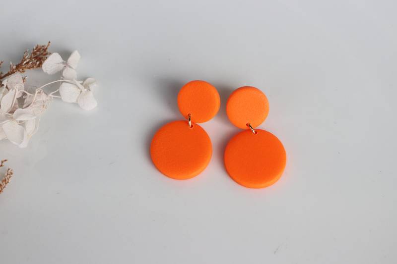Neon Orange Polymer Clay Ohrringe von LillydesignDE