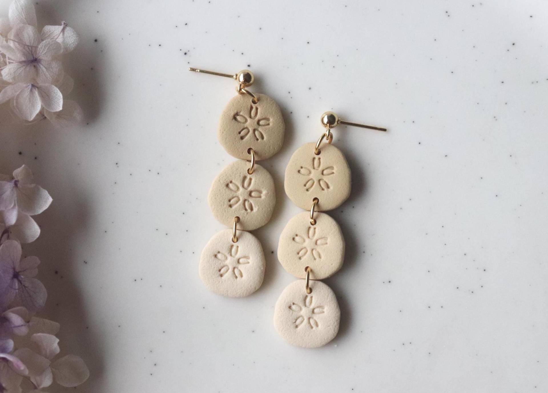 Polymer Clay Ohrringe, Sanddollar, Handgemacht von LillydesignDE