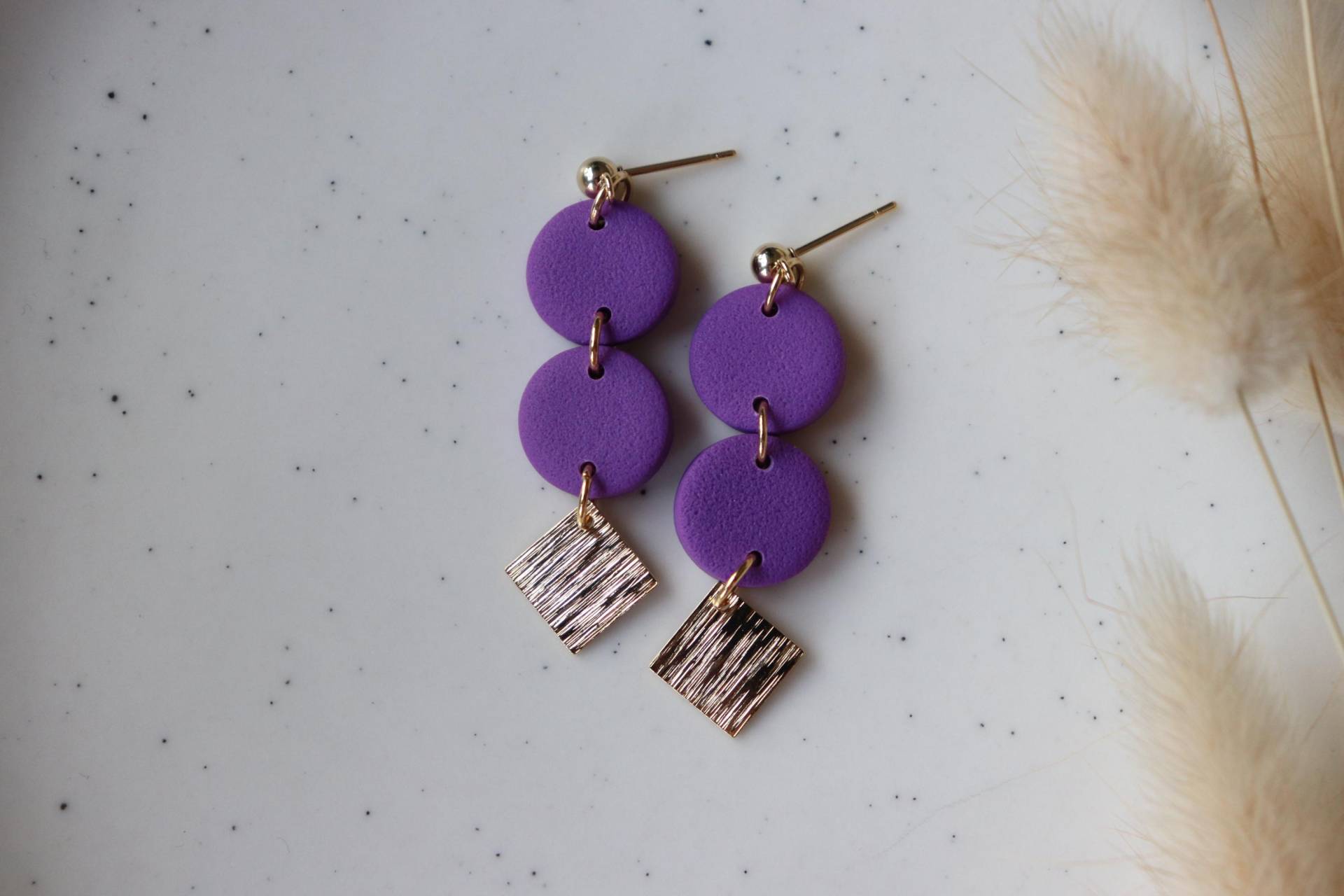 Violett Polymer Clay Ohrringe Mit Messing von LillydesignDE