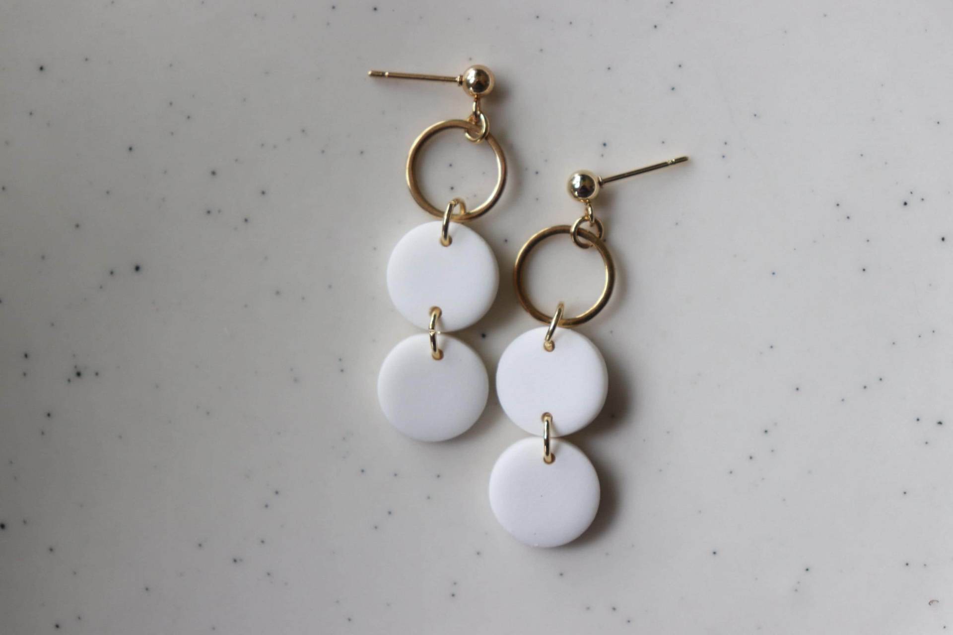 Weiße Ohrringe, Mini Kreis, Polymer Clay, Handgefertigt von LillydesignDE