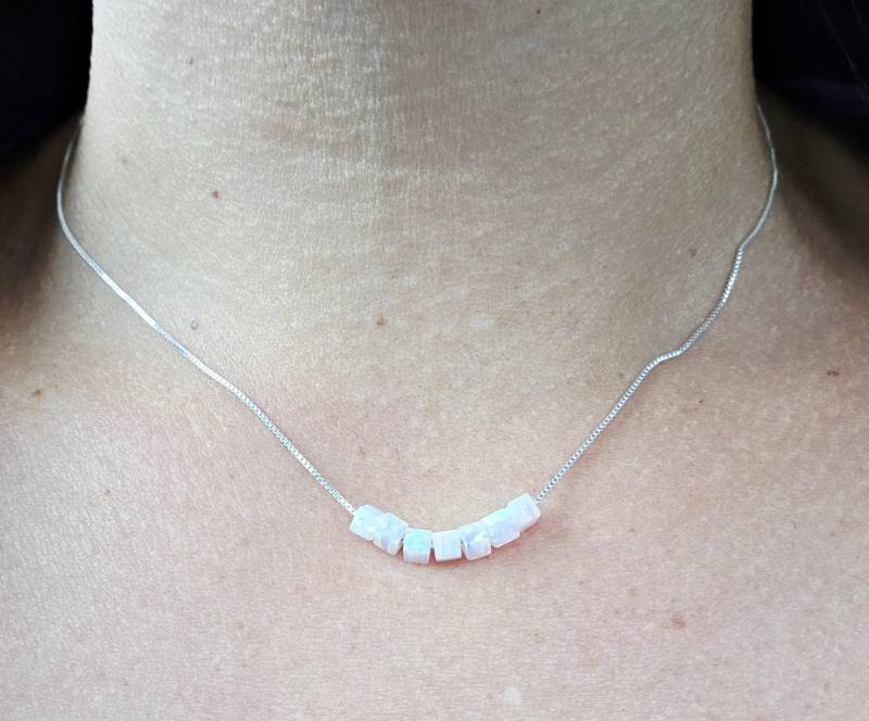 Opal Kette Silber Geschenk Weihnachten Magisch Unikat Minimalistisch Echt Hochzeit Verlobung Present Braclet Jewelry Blue Silver Opal Kette Silber Geschenk Weihnachten Magisch Unikat Minimalistisch Echt Hochzeit Verlobung Present Braclet Jewelry Blue Silver von Lillysopalbracelet