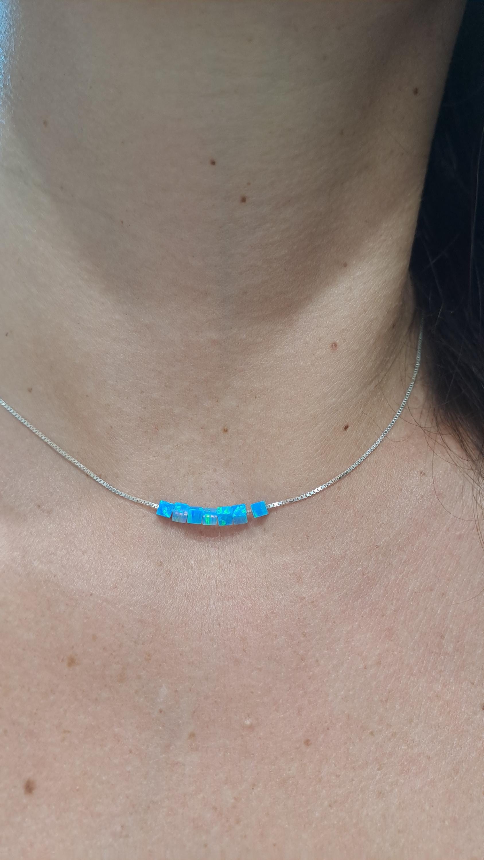 Opal Kette Silber Geschenk Weihnachten Magisch Unikat Minimalistisch Echt Hochzeit Verlobung Present Braclet Jewelry Blue Silver von Lillysopalbracelet