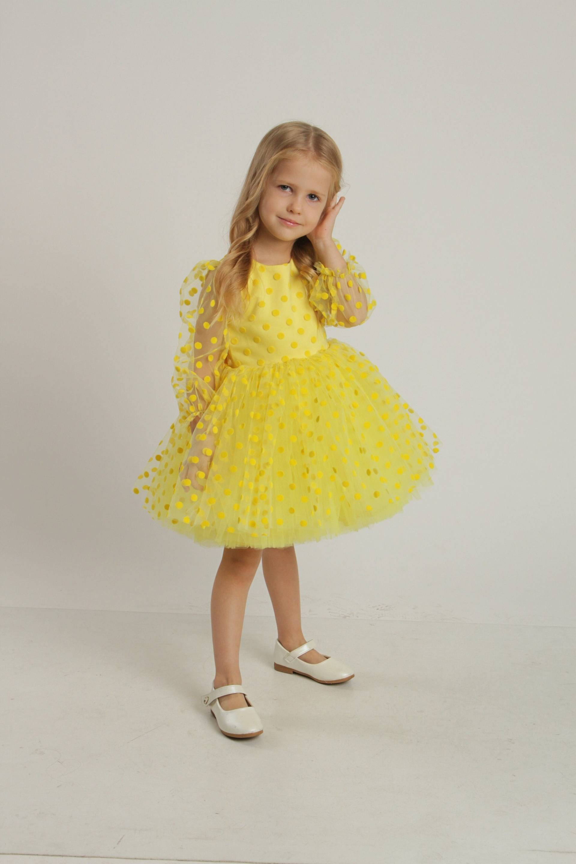 Gelbes Kleid Polka Dot Gelb Baby Erster Geburtstag Outfit Mädchen Kleinkind Party Kostüm Blumenmädchen von LilsBrand