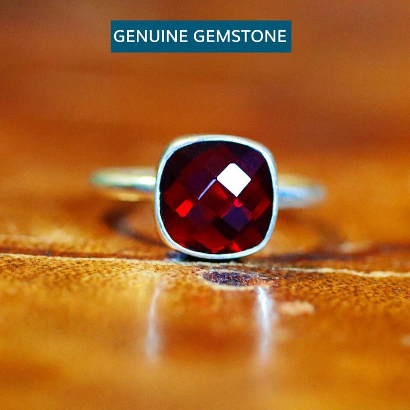 Echter Granat Ring, Sterling Silber Cocktail-Ring, Januar Birthstone Geburtstag Geschenkideen von LilyBlancheJewellery