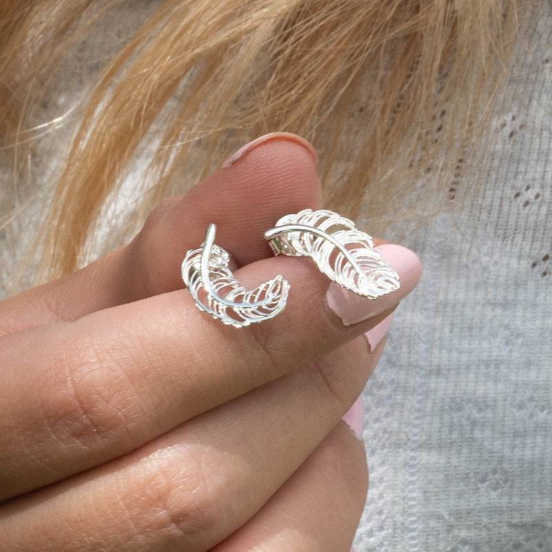 sterling Silber Feder Ohrstecker Mismatched Boho Schmuck von LilyCharmed