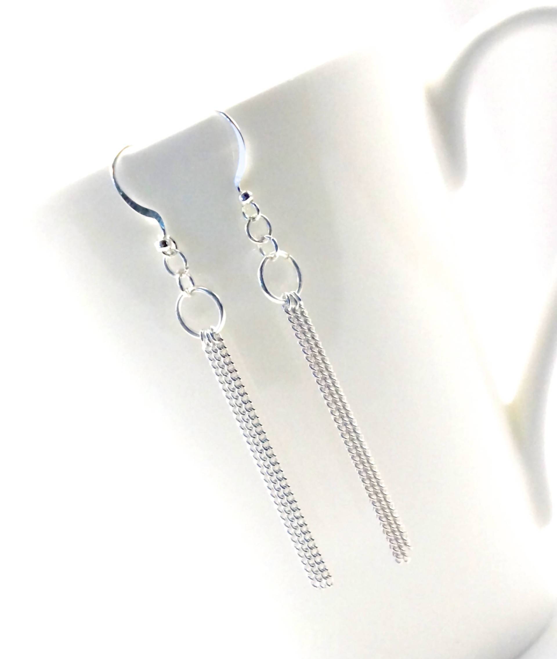 Minimalist Schmuck Silber Quasten Ohrringe Für Frauen, Fransen Silber Quaste, Süße 16 Geschenke Tochter, Bestseller Minimalist Schmuck Silber Quasten Ohrringe Für Frauen, Fransen Silber Quaste, Süße 16 Geschenke Tochter, Bestseller von LilyDailyBoutique