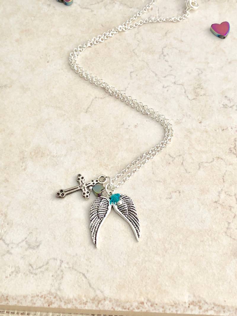 sterling Silber Engel Flügel Halskette Fehlgeburt Geschenk Für Mama, Verlust Der Baby Sympathie Geschenke, in Liebevoller Erinnerung Personalisiert von LilyDailyBoutique