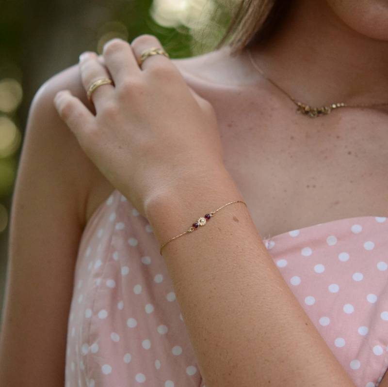 Armband Doré À L'or Flosse 24 Karat Et Pierres Semi-Précieuses/Collection Maya Verdreifachen von LilyGardenCreation