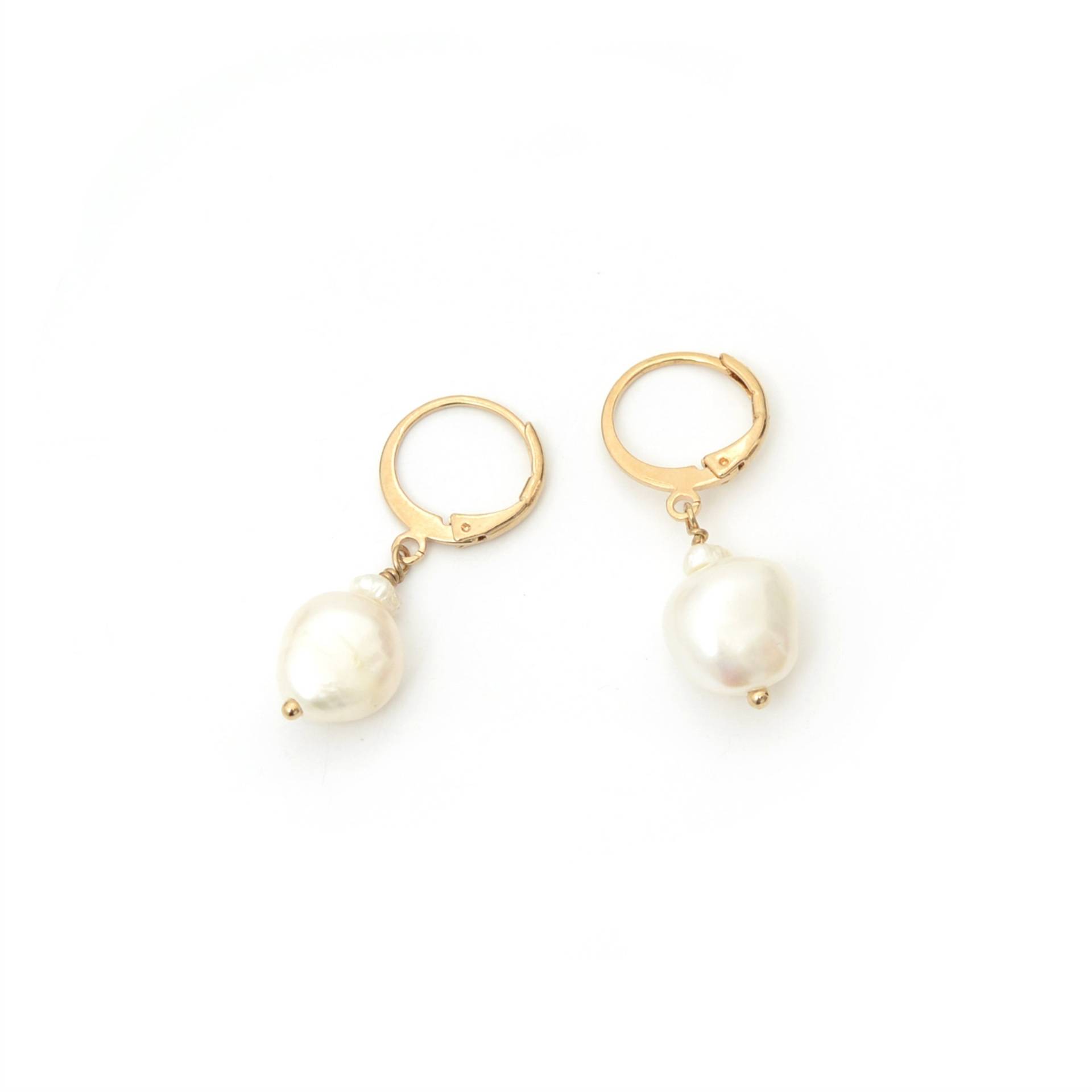 Boucles D'oreilles À L'ore 24 Karat Und Goldene Perlen/Collection Neige von LilyGardenCreation