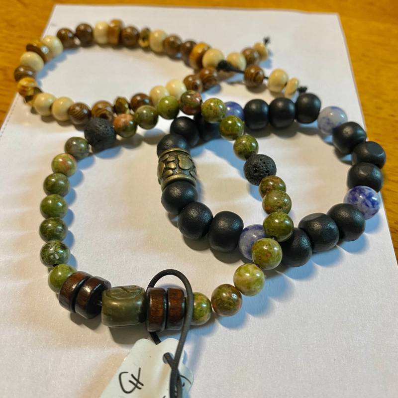 Set Mit 3 Armbändern Junge Und Mädchen Holzperlen Und Bronzeperle von LilyMarguerite