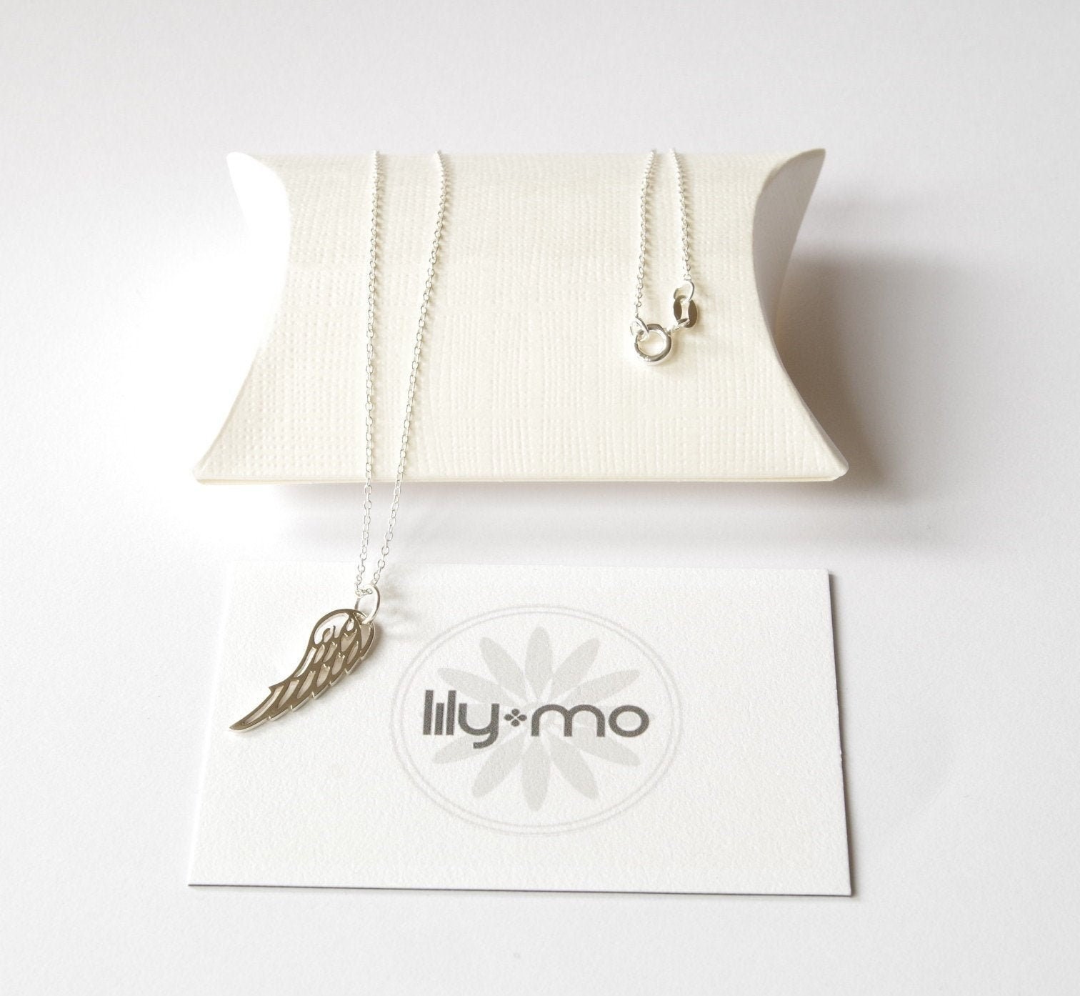 Halskette Aus 925Er Silber Mit Schutz-Anhänger Halskette Aus 925Er Silber Mit Schutz-Anhänger von LilyMoJewellery