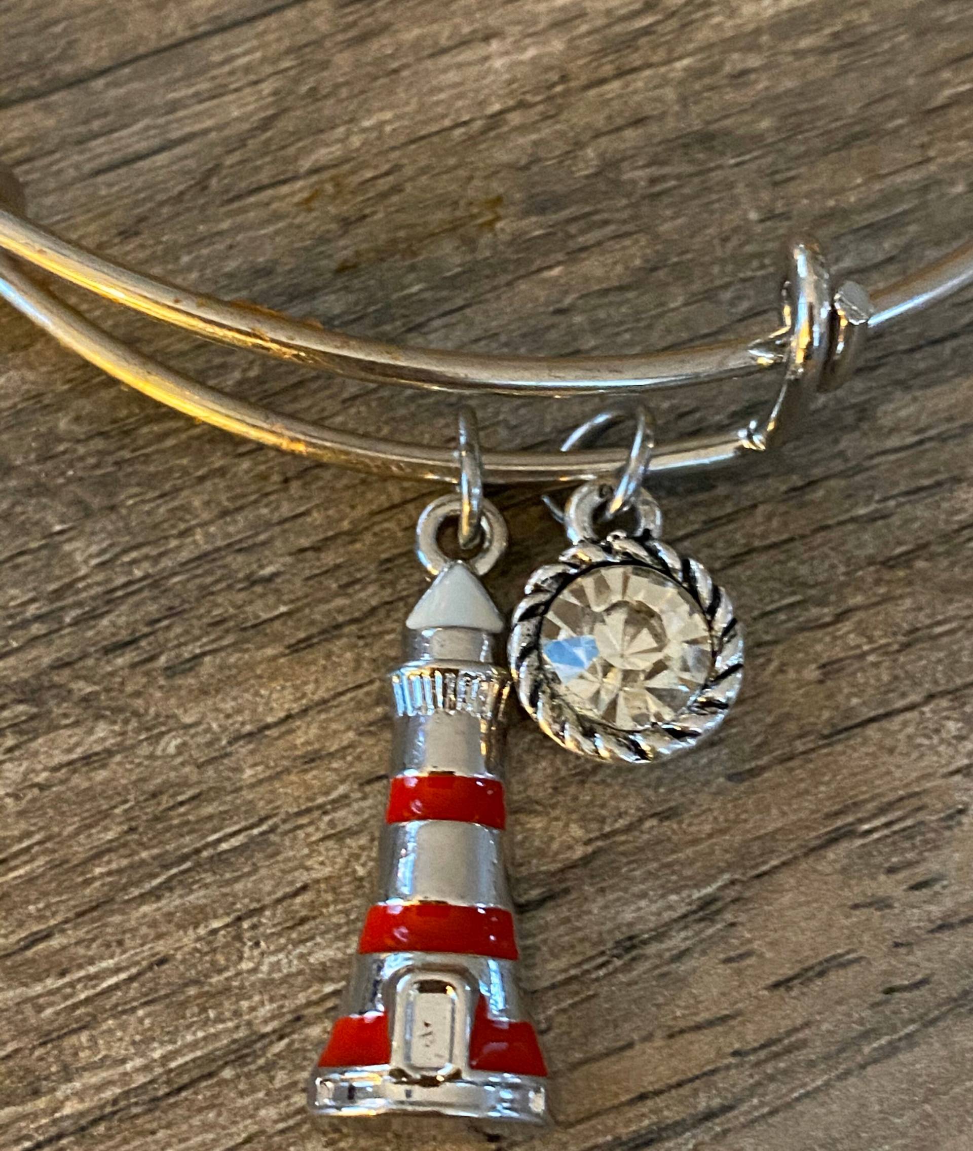 Leuchtturm-Armband; Leuchtturmanhänger; Silberfarbenes Armband; Strandanhänger; Halskette Mit Meeresküste Leuchtturm-Anhängerhalskette; Leuchtturm von LilyPepperLove