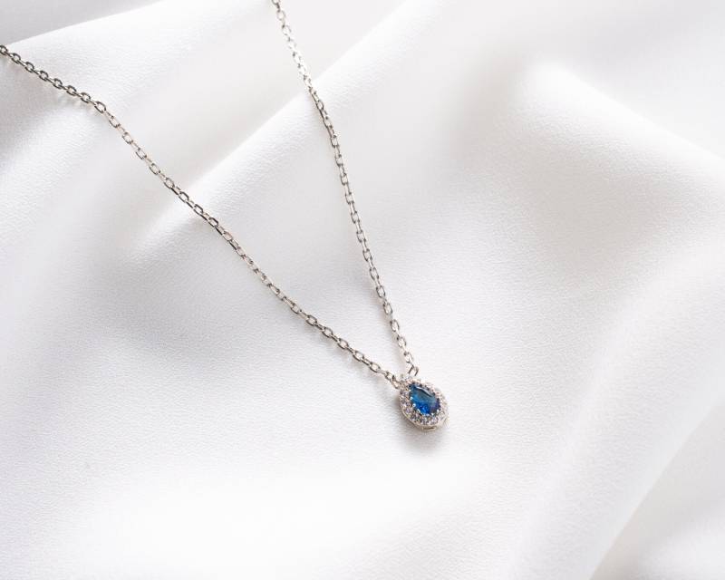 September Geburtsstein Halskette Silber, Saphir Schmuck, Winzige Halskette, Gold Und Rose von LilySilverDesign