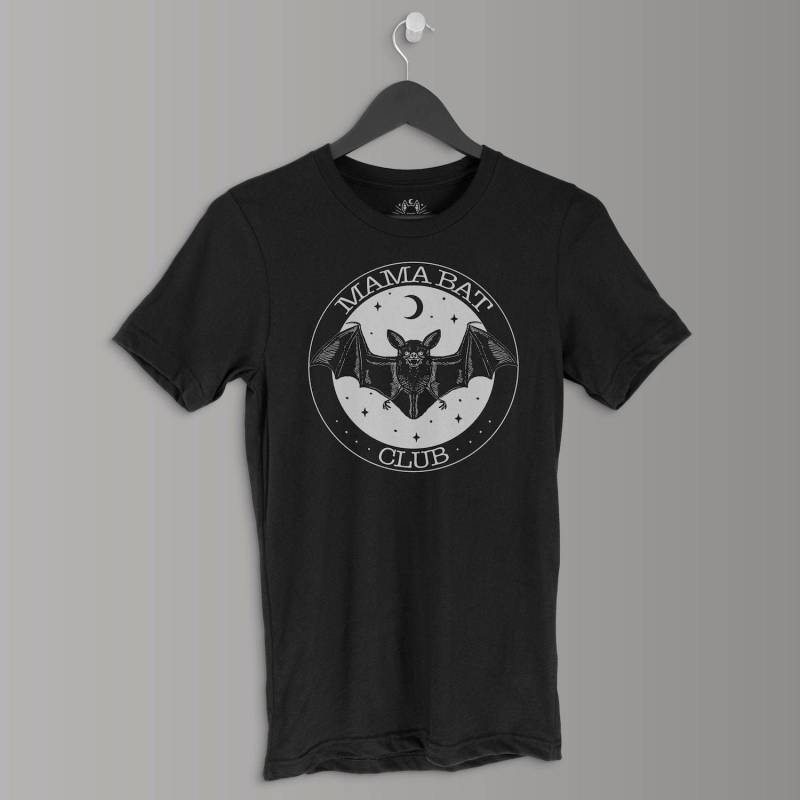 Mama Fledermaus Club Shirt | Gothic Kleidung Damen Goth Punk Mom Heavy Metal Rock Alternative Muttertagsgeschenk von LilyandBat
