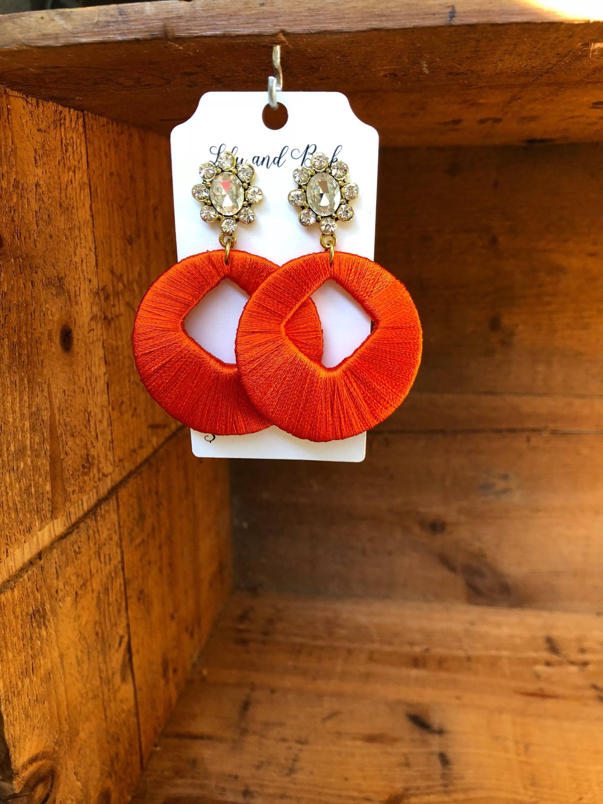 Orange Seiden Strass Ohrstecker Orange Seiden Strass Ohrstecker von LilyandBeck