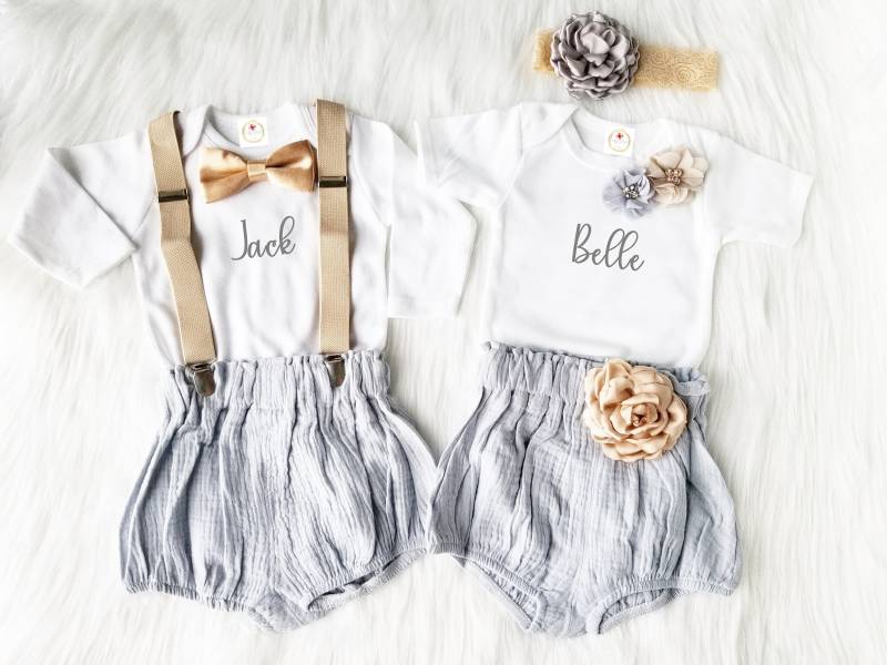 Rustikales Zwillings Outfit Boho Baby Mädchen & Junge Bubble Shorts, Fotorequisite von LilyandMax