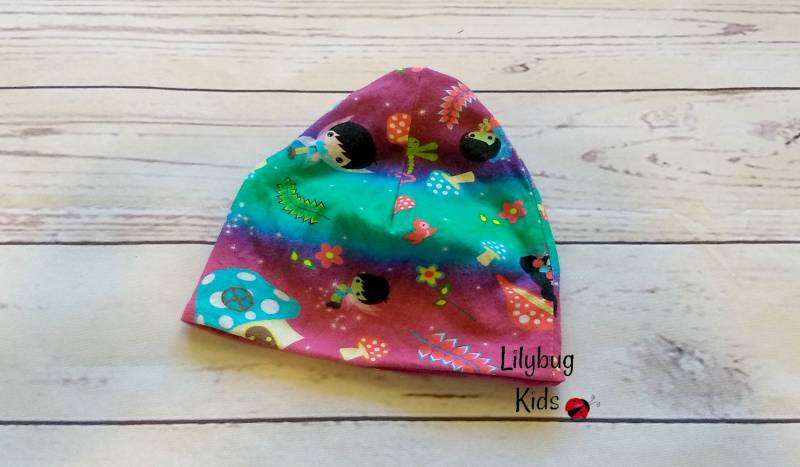 Mütze Für Neugeborene Bis 6 Monate, Mütze, Baby Shower Geschenk, Magenta Futter Und Band, Slouchy Totenkopf Versandfertig, Mädchen von LilybugKids