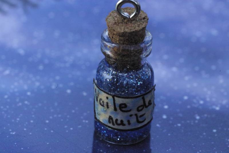 Anhänger Flasche -Nachtsegel Anhänger Flasche -Nachtsegel von Lilymagicreation