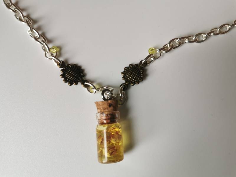 Sonnenblumengelbe Halskette Des Sommers Sonnenblumengelbe Halskette Des Sommers von Lilymagicreation