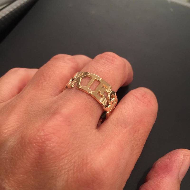 Name Ring, Gold Initial Benutzerdefinierte Personalisierte Schmuck Designer von Limajewelry