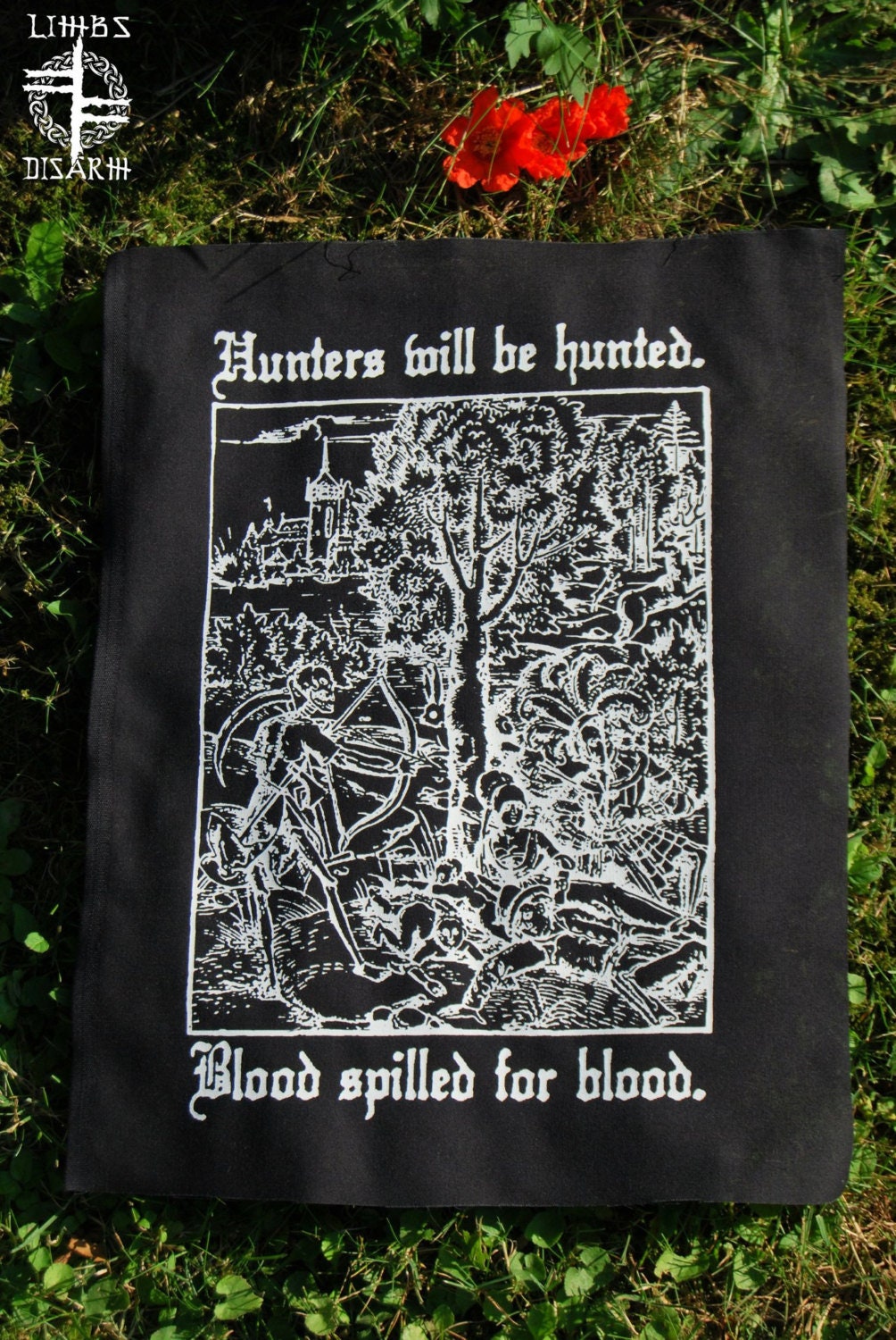Hunters Will Be Hunted Backpatch ~ Hand Screened Punk Aufnäher Aus Bio-Baumwolle von LimbsDisarm