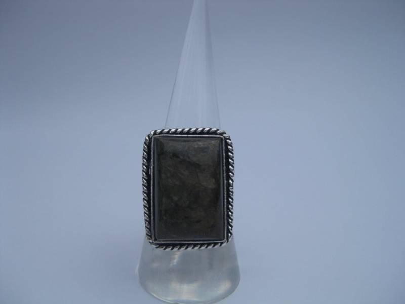 Hypersthen Sterling Silber Vergoldet Ring Hypersthen Sterling Silber Vergoldet Ring von LimeMilkJewellery