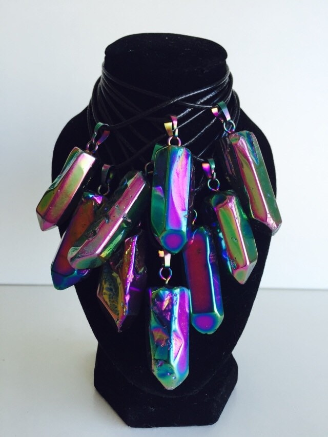 Regenbogen Titan Halskette Regenbogen Titan Halskette von LimeMilkJewellery