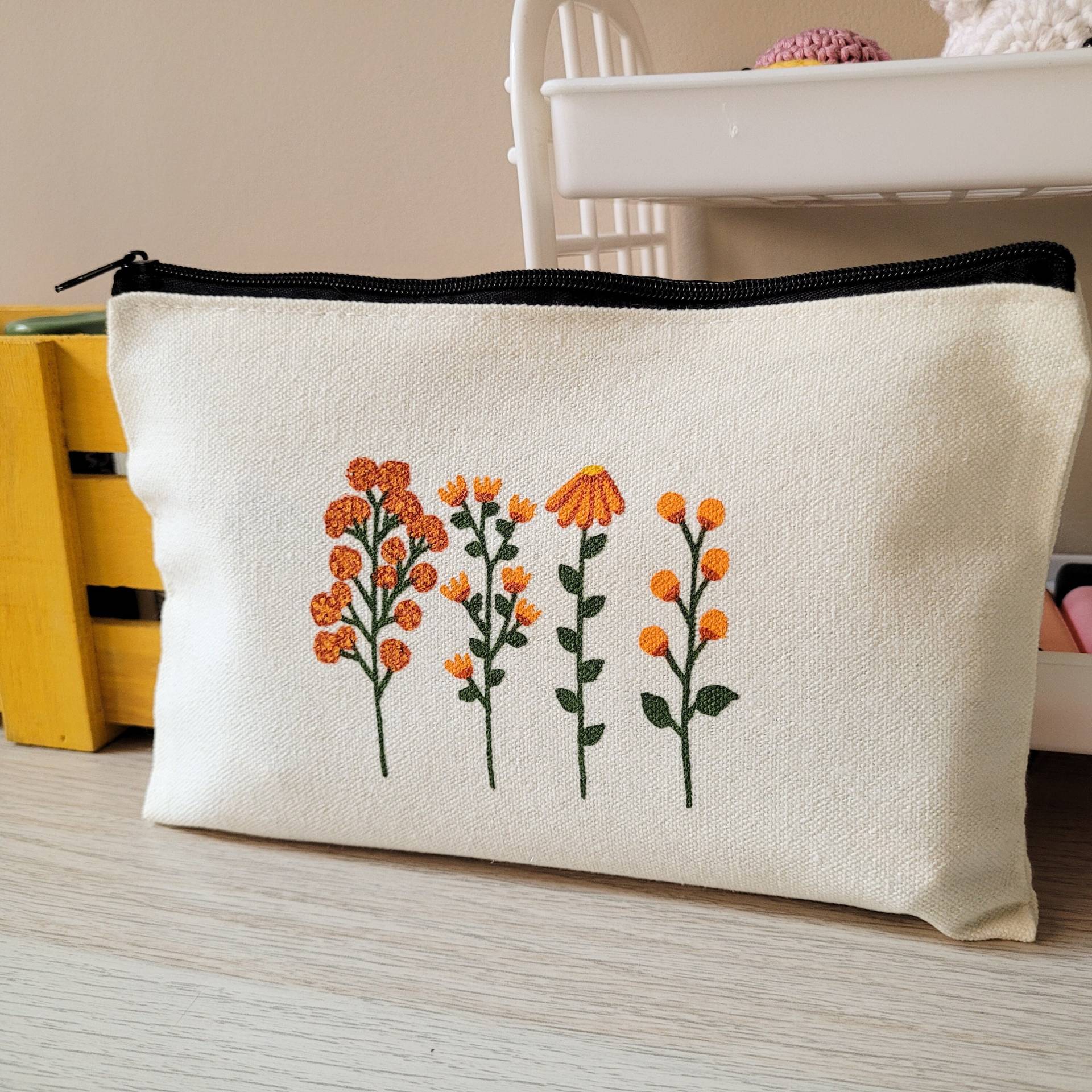 Reise-Make-Up-Tasche, Kosmetiktasche Mit Orangefarbener Blume, Tragbare Reisehandtasche, Mehrzweck-Federmäppchen von Limeteart
