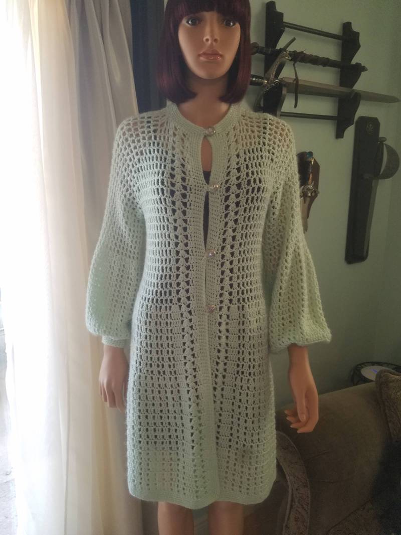 Leichte Grüne Spitzen Gehäkelt Pullover Leichte Grüne Spitzen Gehäkelt Pullover von LiminalStitches