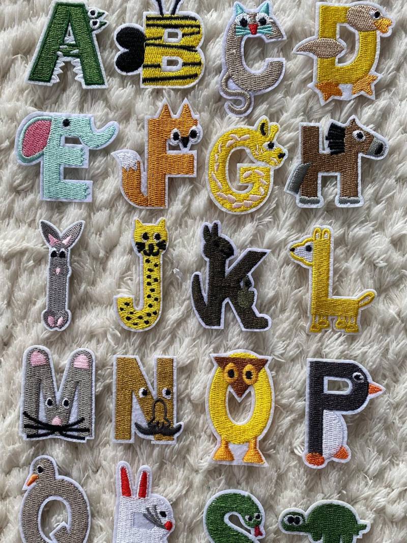 5 cm Kinder Baby Niedlichen Tierbuchstaben A-Z Alphabet Stickerei Aufnäher Zum Aufbügeln Coole Kleidung Tasche Zubehör Projekt Näh - Und von LimitedSelection