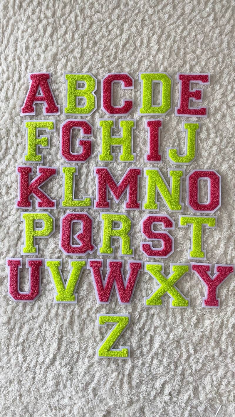 8 cm Frauen Chenille Eisen Auf Rose Rot Hellgrün Alphabet A-Z Patches, Männer Teen Kinder Kleidung Accessoires Dekoration, Nähen Handwerk Versorgung von LimitedSelection