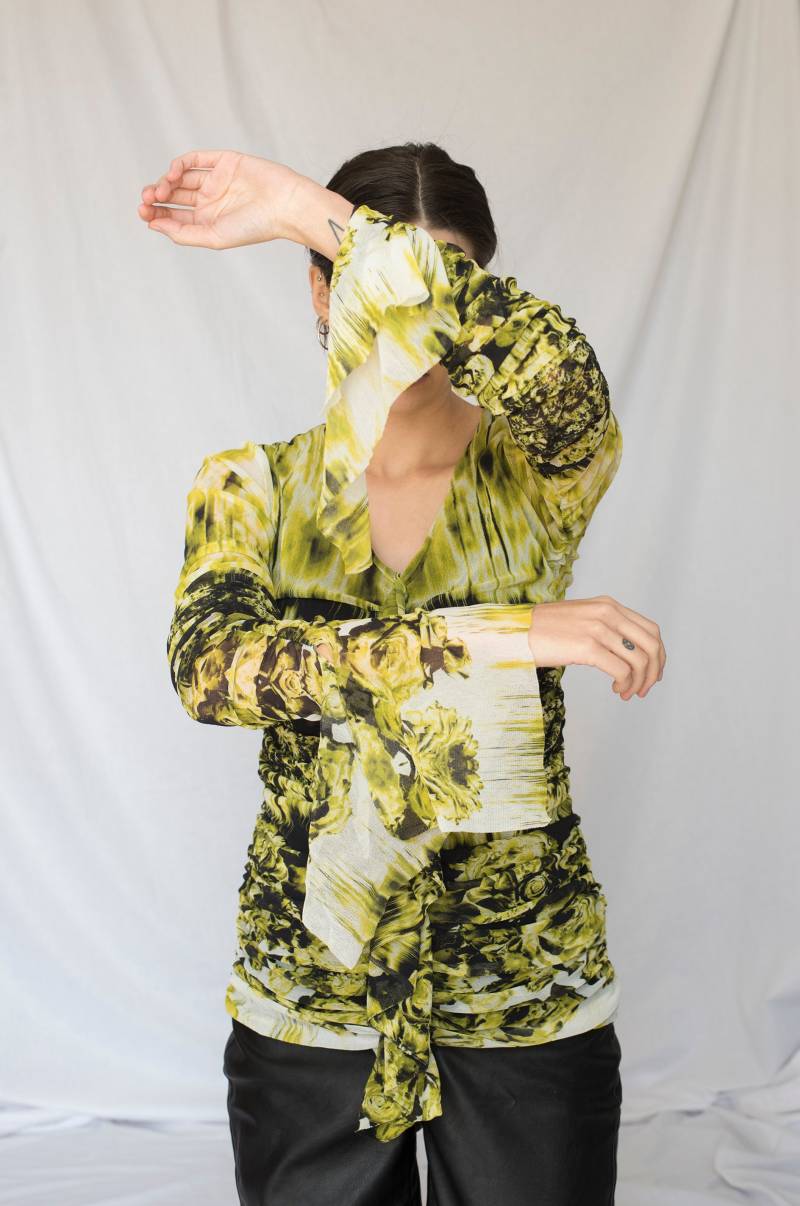 1990Er Jahre Jean Paul Gaultier Soleil Abstrakter Print Geraffter Netzstoff Top von Limitedstories