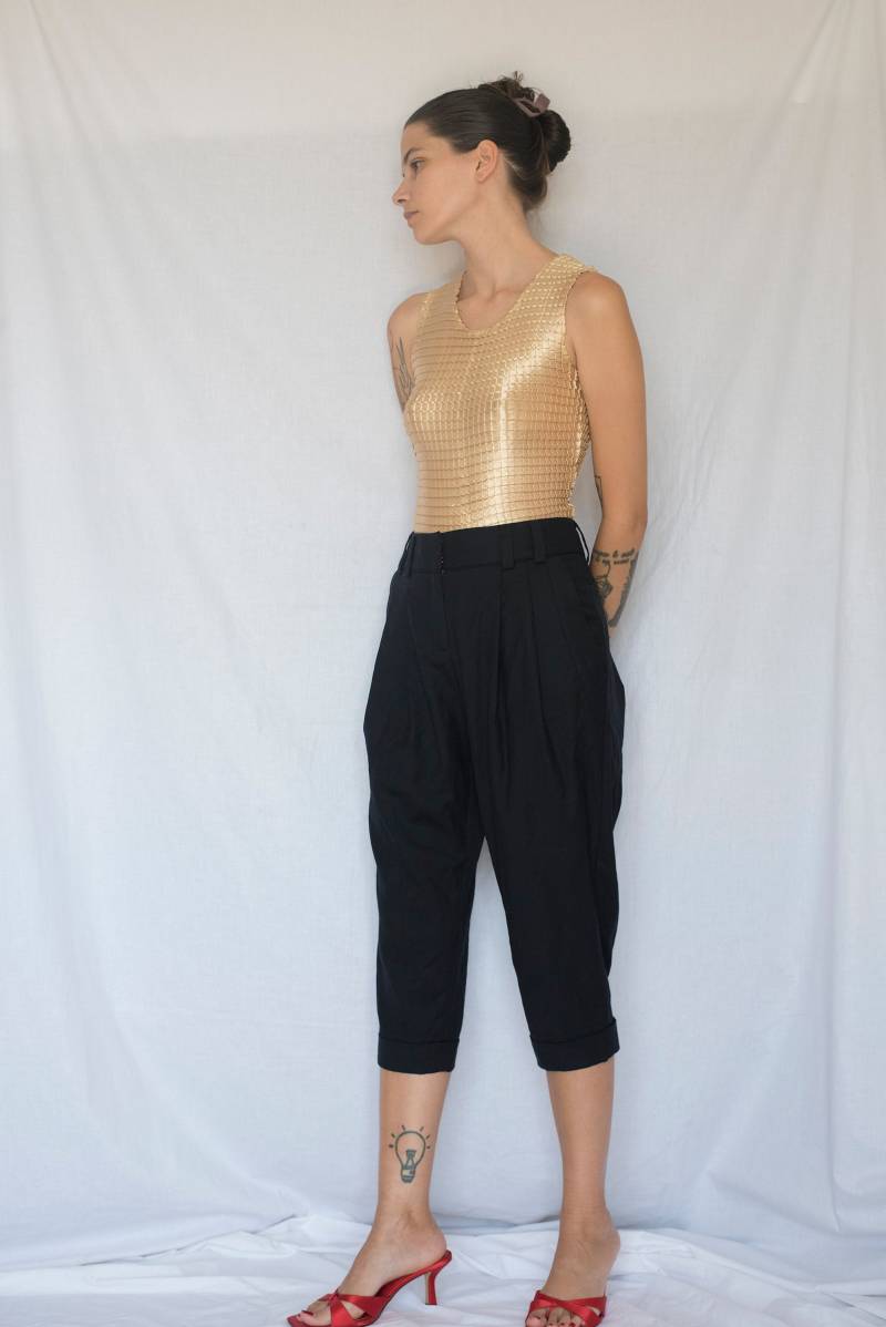 1990S Ted Baker Balloon Wolle Caprihose in Marineblau von Limitedstories