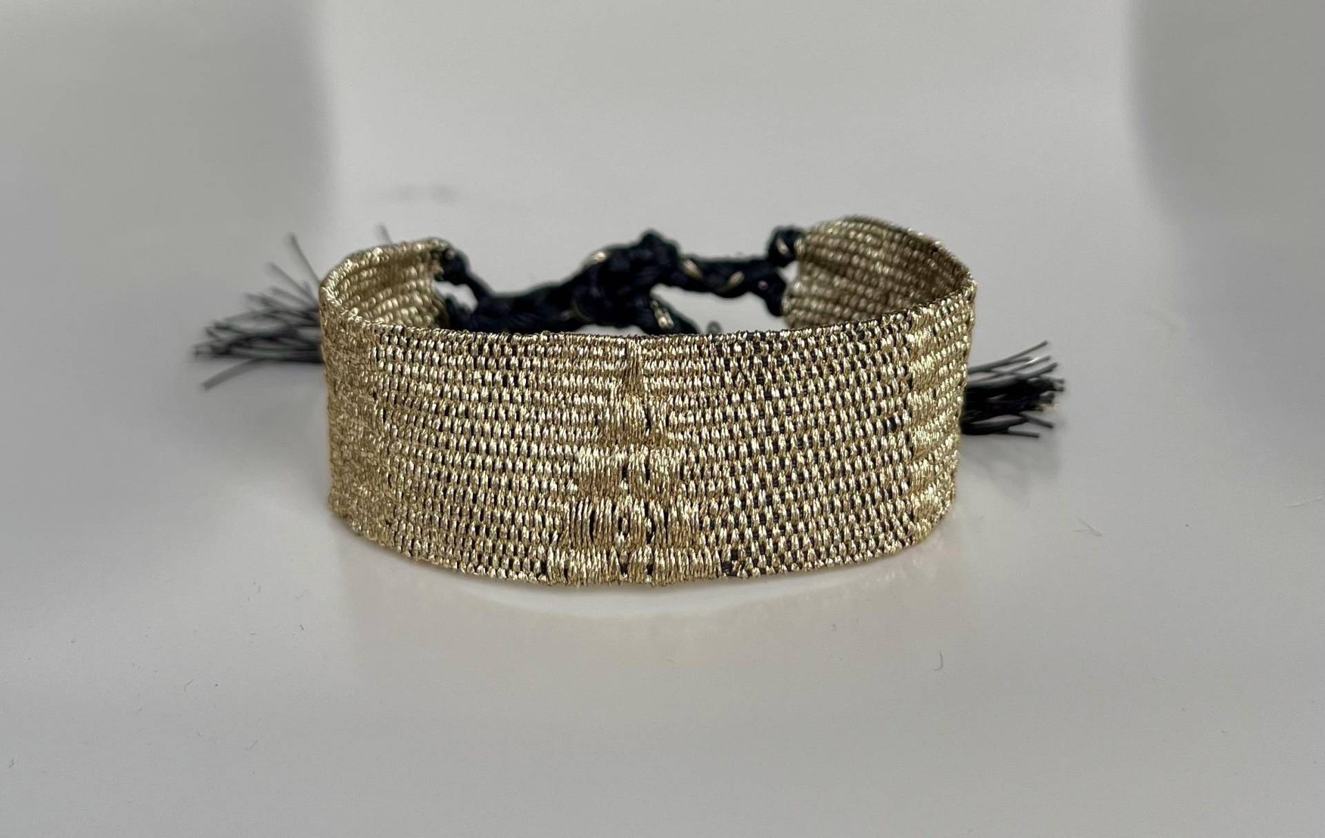 Breit Gewebtes Armband Mit Leinen Breit Gewebtes Armband Mit Leinen von Limolucco