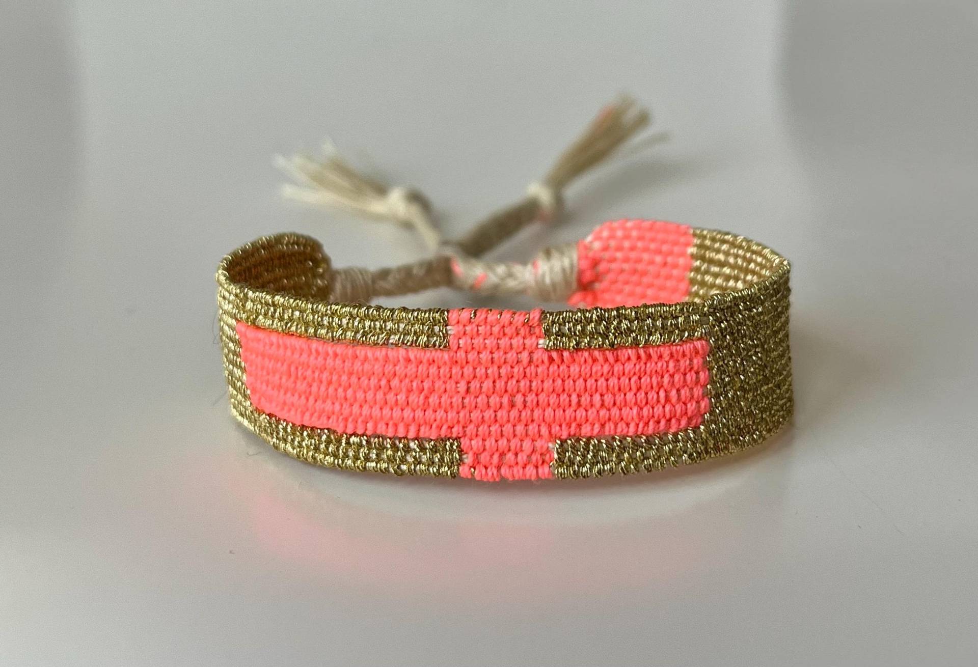 Breit Gewebtes Armband Mit Leinen Breit Gewebtes Armband Mit Leinen von Limolucco