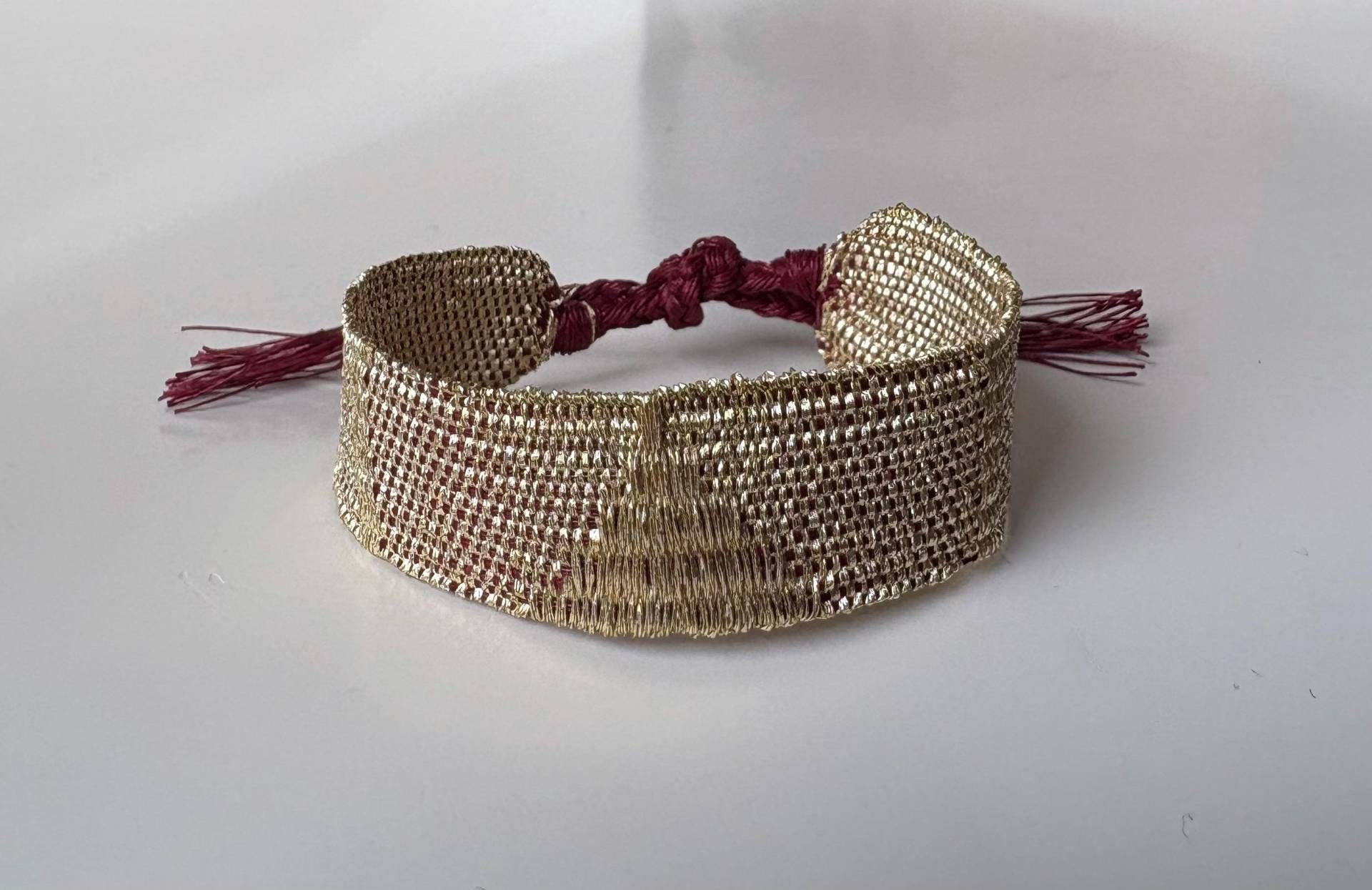 Breit Gewebtes Armband Mit Leinen Breit Gewebtes Armband Mit Leinen von Limolucco