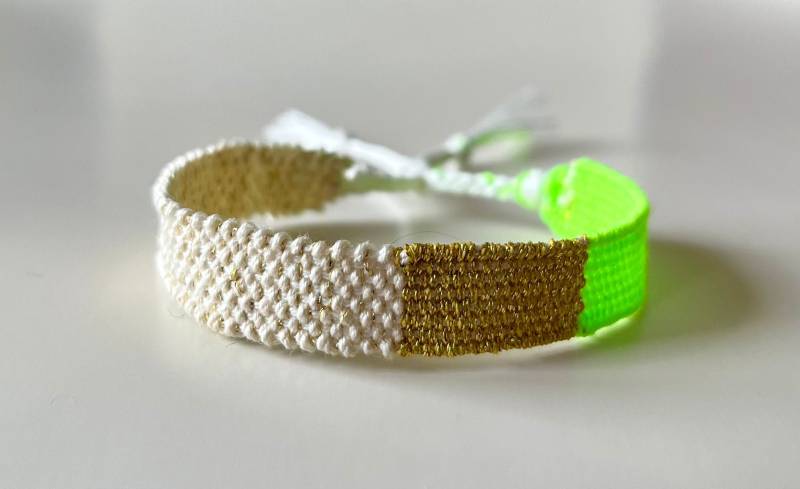 Gewebtes Boho Armband von Limolucco