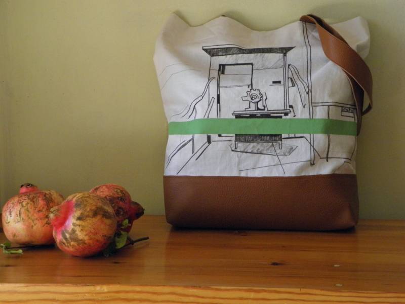 Handbemalte Umhängetasche von LinaPinAccessories