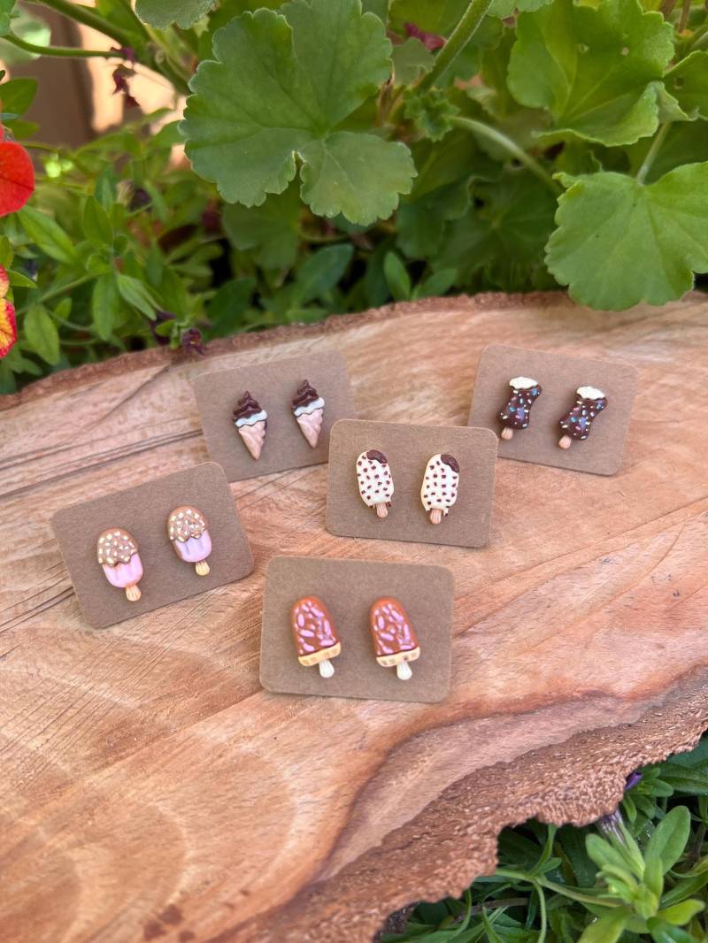 Eis Ohrringe/ Ohrstecker. Schokoladiges Stil Eis. Ohrringe Mit Edelstahl Stecker von LinasSelfMadeShop