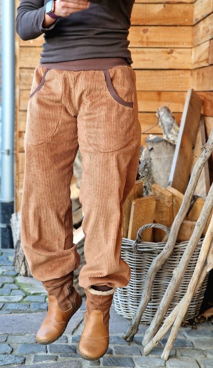 Cord Hose Take It Away Women Lang Kletterhose Damenhose Aus Cord, Braun Pumphose, Loose Fit, Cordhose von LinasTraumwerkstatt