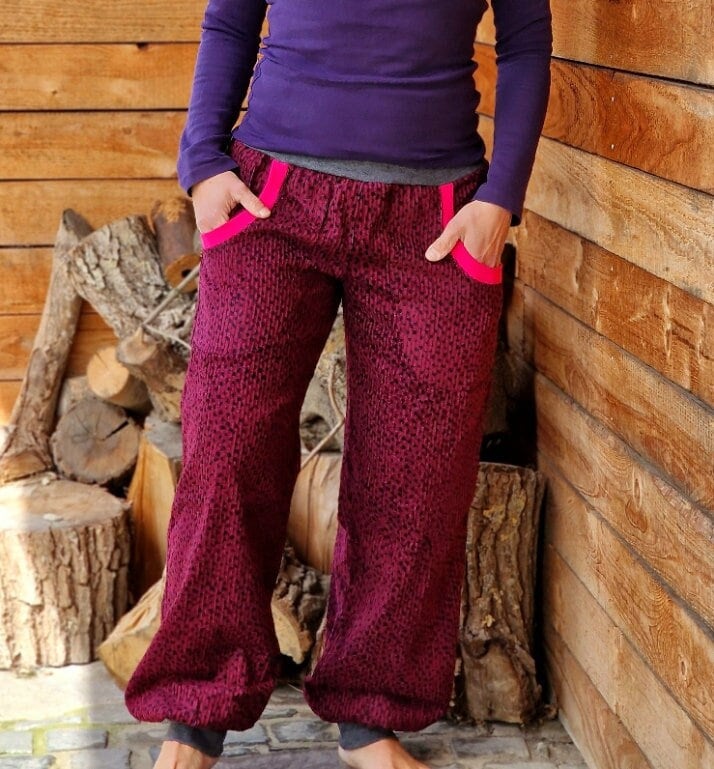 Cord Hose Take It Away Women Lang Kletterhose Damenhose Aus Cord, Pink Punkt Pumphose, Loose Fit, Cordhose von LinasTraumwerkstatt