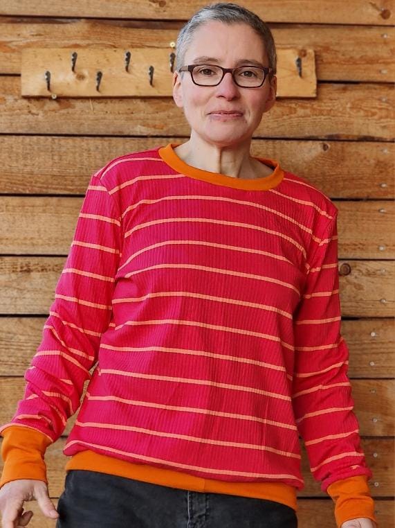 Langarmshirt Hannah Retro Motiv Shirt Für Damen Damenshirt Mit Langem Arm Größe S - Xxl T Shirt. Streifen Rot Motiv von LinasTraumwerkstatt