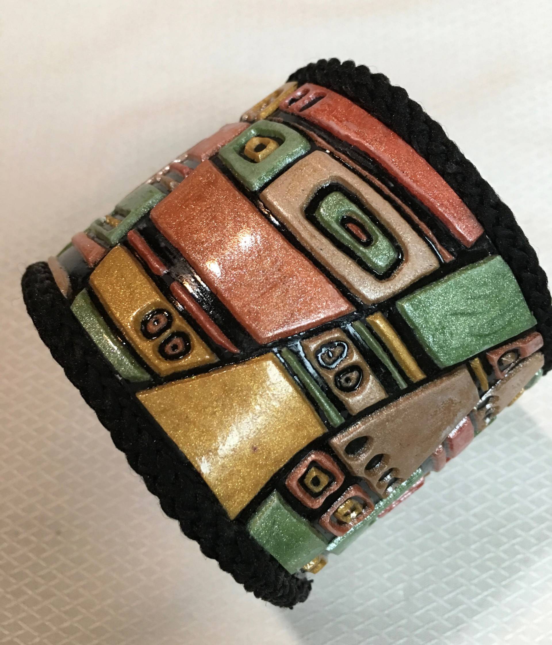 Polymer Clay 2 3/8" Adobe Inspiriert Manschette Armband Polymer Clay 2 3/8" Adobe Inspiriert Manschette Armband von LindaJFarris