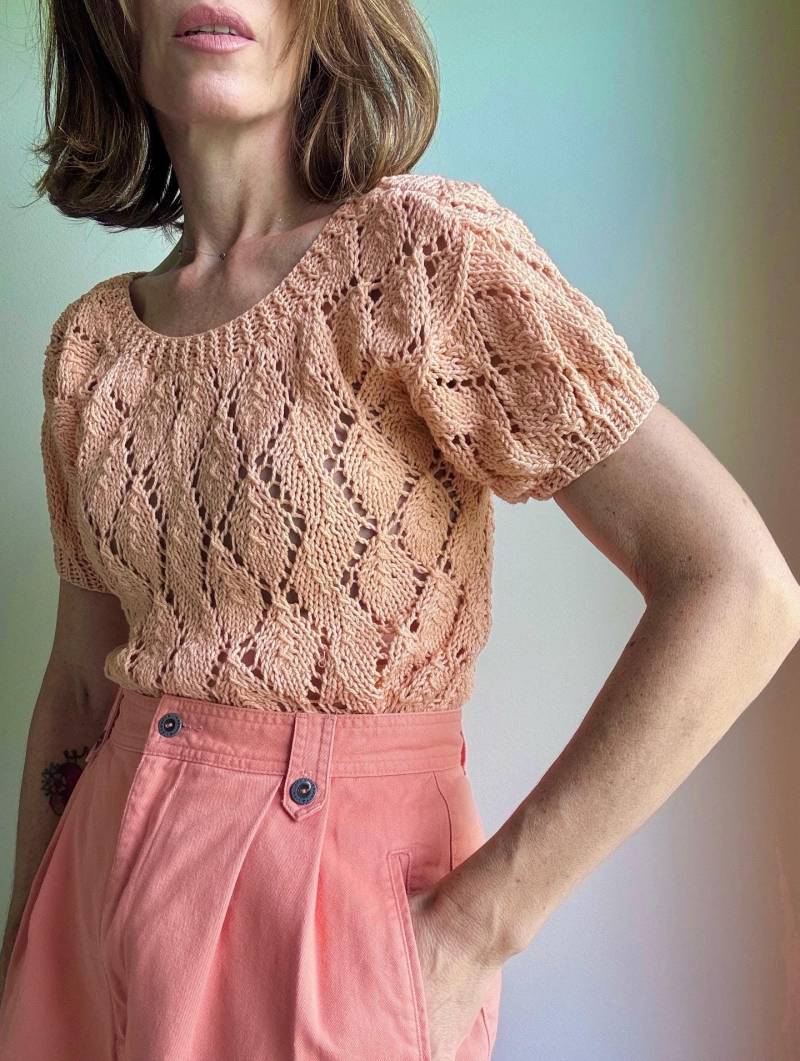 Vintage 90Er Jahre Häkelmuster Rauten Muster Peach Grösse S/M Vintage 90Er Jahre Häkelmuster Rauten Muster Peach Grösse S/M von LindaLandVintage
