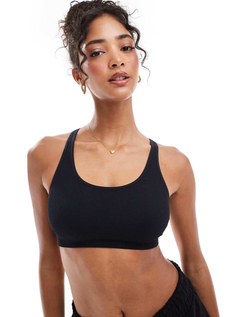 Lindex - Geripptes Bustier in Schwarz mit Ringerrücken Lindex - Geripptes Bustier in Schwarz mit Ringerrücken von Lindex
