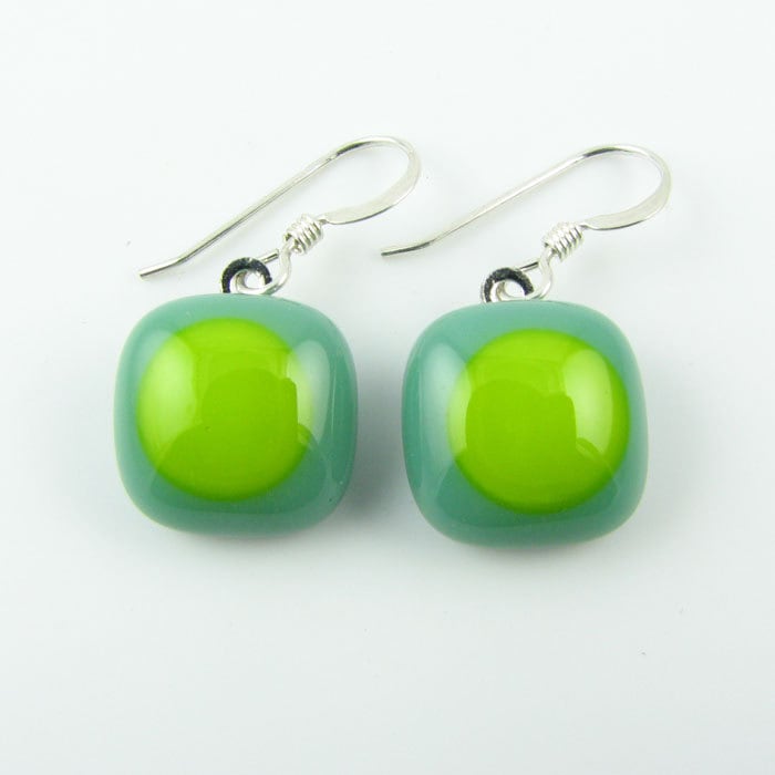 Ohrringe Aus Geschmolzenem Glas. Auf Bestellung. Geschmolzener Glasschmuck. Handgeschnitten Und Designed in Texas. Schlichte Ohrringe. Schmuck Für von LindsaysDesigns