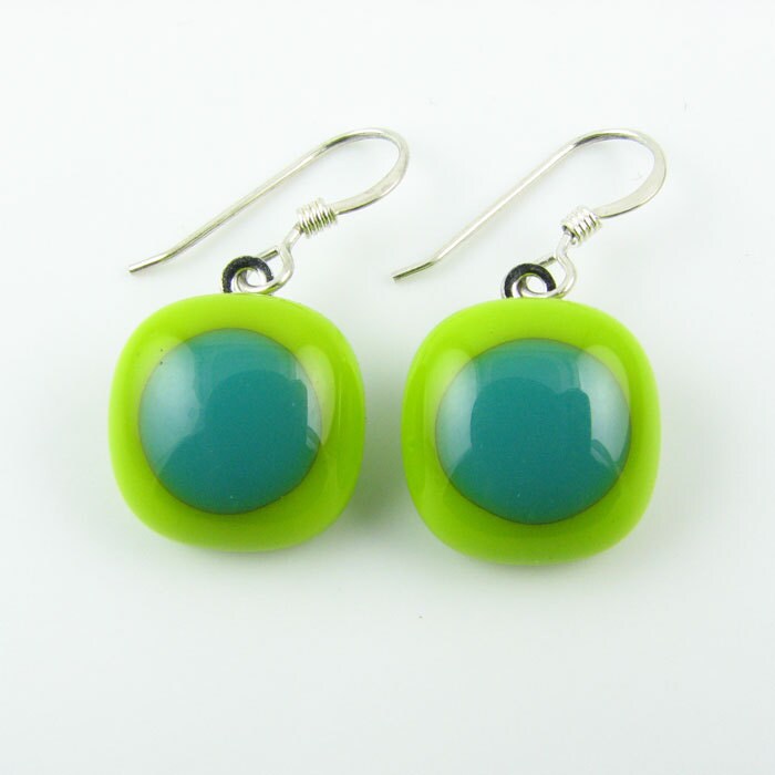 Ohrringe Aus Geschmolzenem Glas. Auf Bestellung. Geschmolzener Glasschmuck. Handgeschnitten & Designed in Texas. Schlichte Ohrringe. Moderner Schmuck von LindsaysDesigns