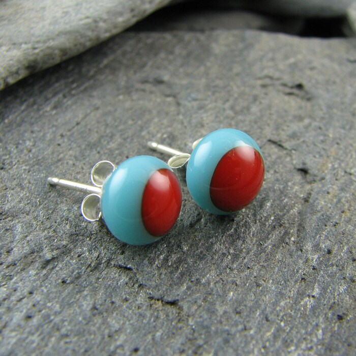 Türkis Orange Ohrstecker. Glas Fusing Schmuck. Kleine Moderner Glasschmuck. Tragbarer Kunst von LindsaysDesigns