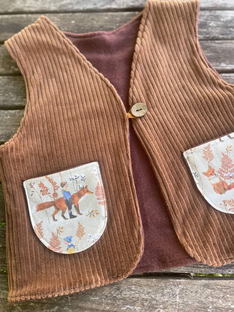 Weste Bio Breitcordnicky Kinder Hellbraun Fuchs Liebe Taschen Leibchen von LindwurmShop